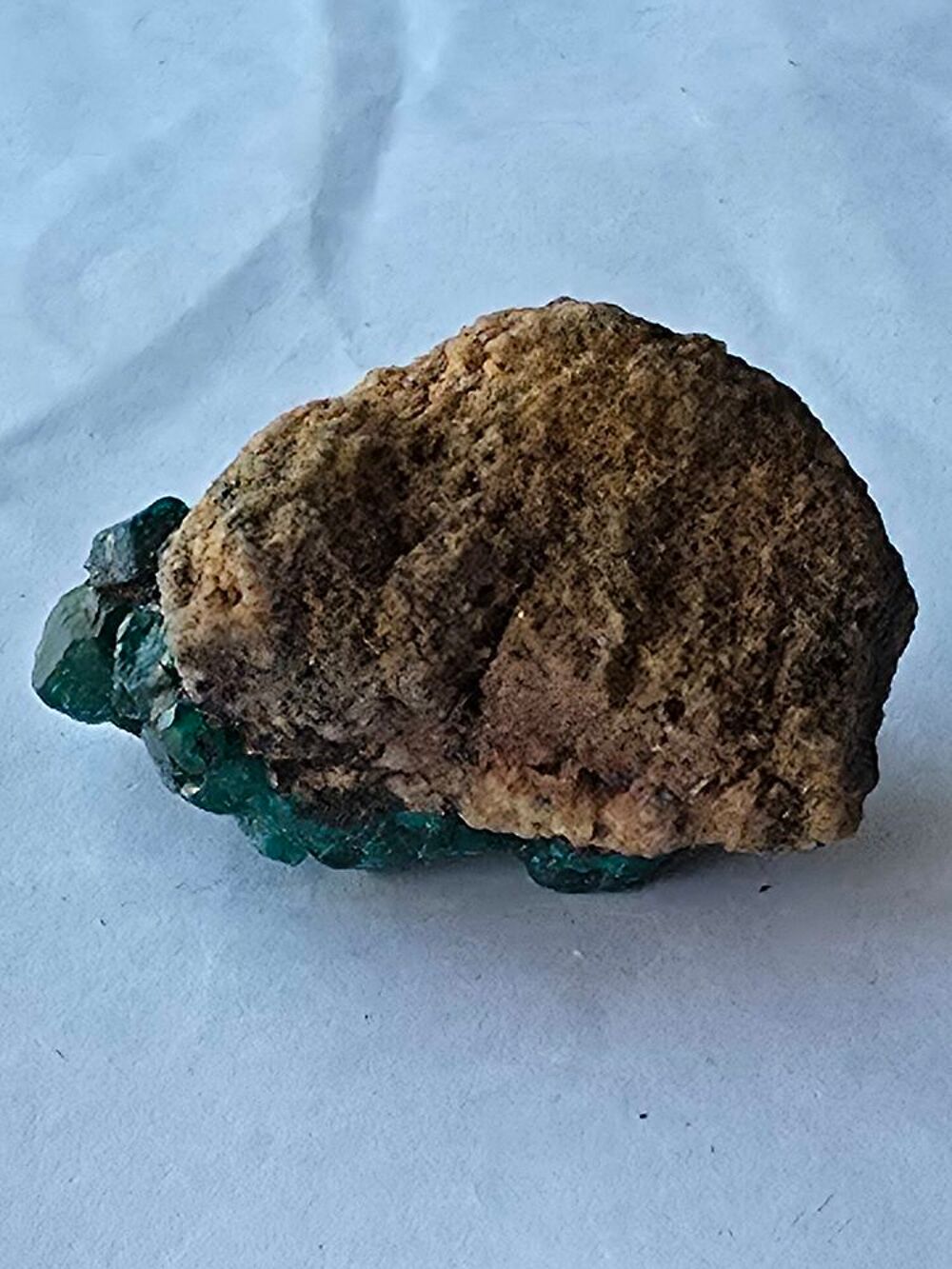 Sp&eacute;cimen Rare de Dioptase sur sa Roche Naturelle-27g 