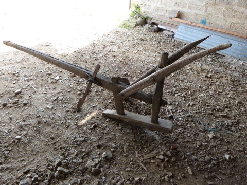 Charrue  Ancienne
100 Saires-la-Verrerie (61)