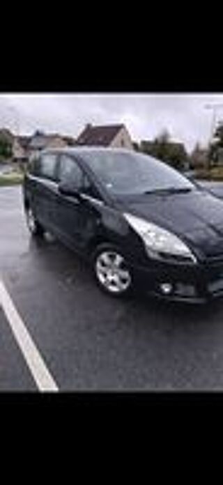 5008 1.6 HDi 112ch FAP BVM6 Confort Pack 7pl 2010 occasion 53950 Louvern&eacute;