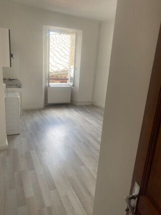  Appartement à louer 1 pièce 20 m² Riez