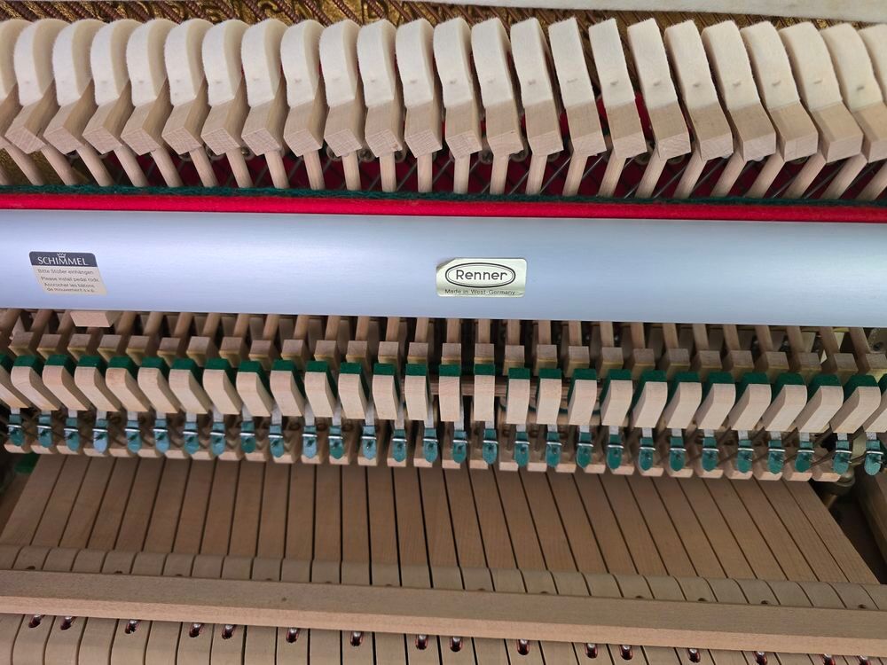 Piano Schimmel Instruments de musique