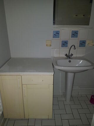  Appartement à louer 1 pièce 25 m²
