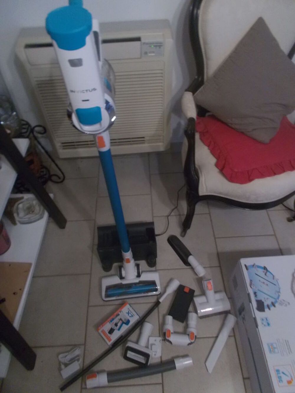 Aspirateur Invictus x 7 pour 21 pi&egrave;ces neuf faire prix
Bricolage