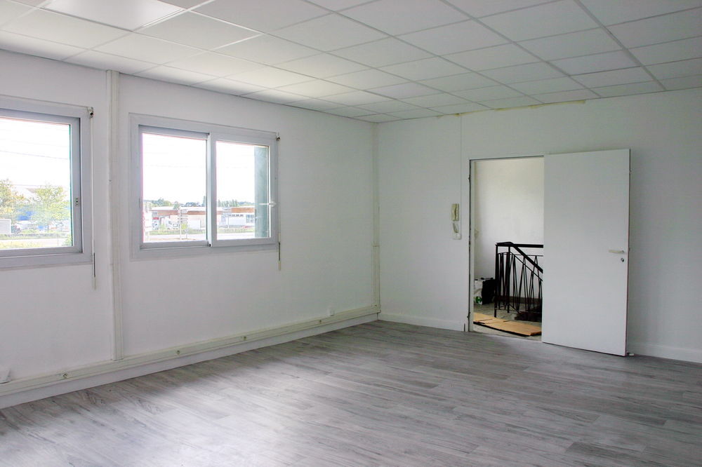 Vente Immeuble ESPACES DE 200m² en RDC (100m²) et ETAGE (100m²) TOURS EST Saint-pierre-des-corps