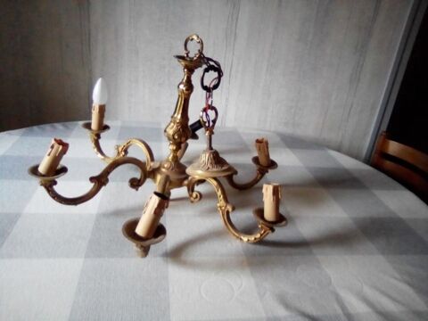 magnifique Lustre 6 lampes 0 Veauche (42)