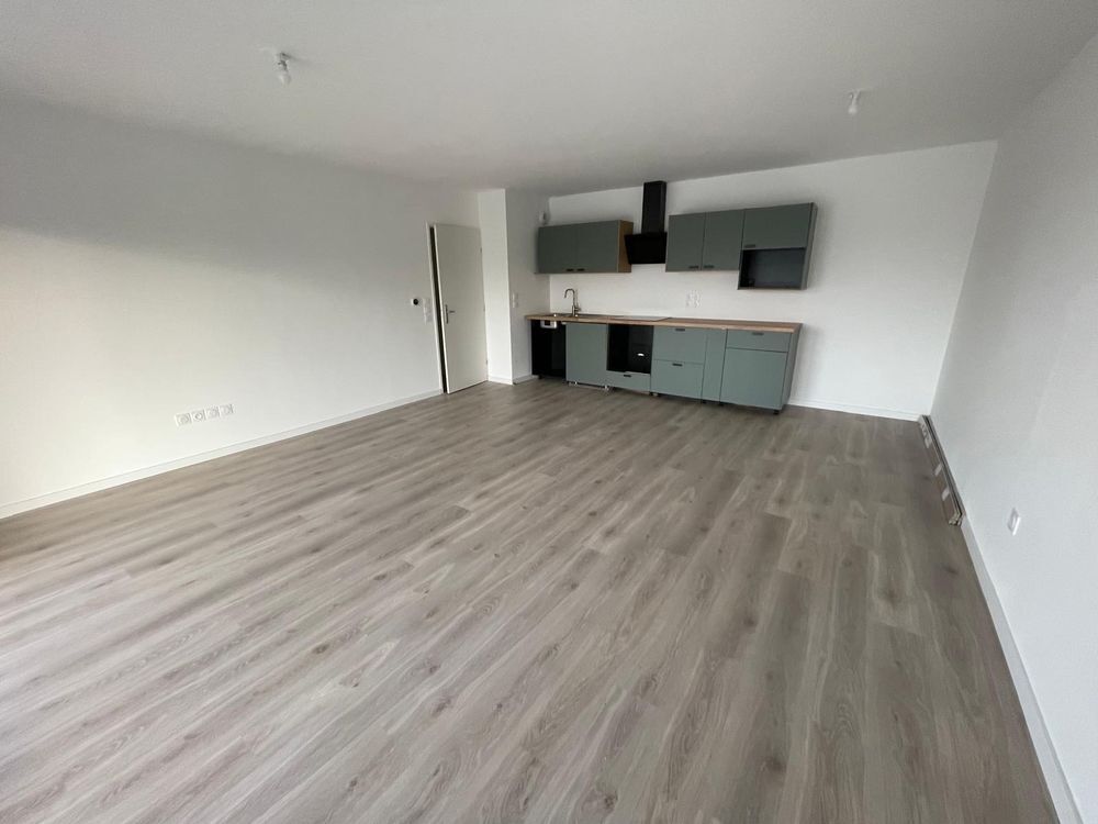 Location Appartement Appartement T4 avec deux balcons et deux places de parking Saint-andré-lez-lille