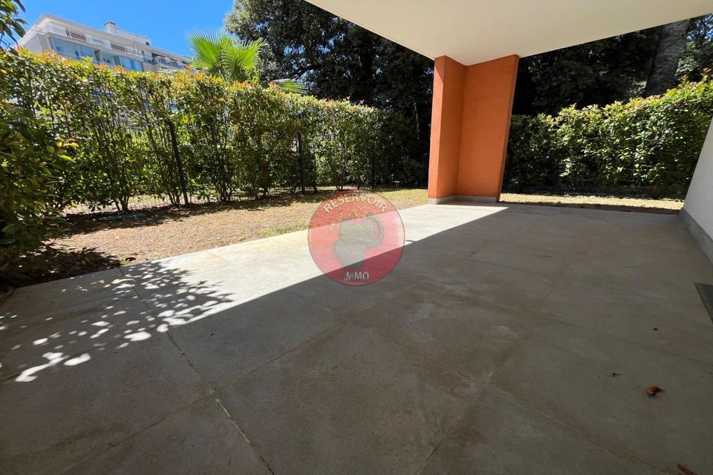 vente Appartement - 3 pièce(s) - 78 m² Cannes (06400)
