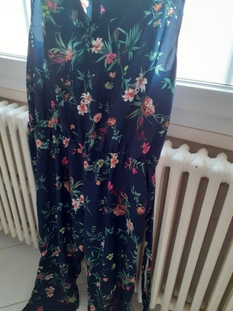 combinaison pantalon. 10 Pré-Saint-Évroult (28)