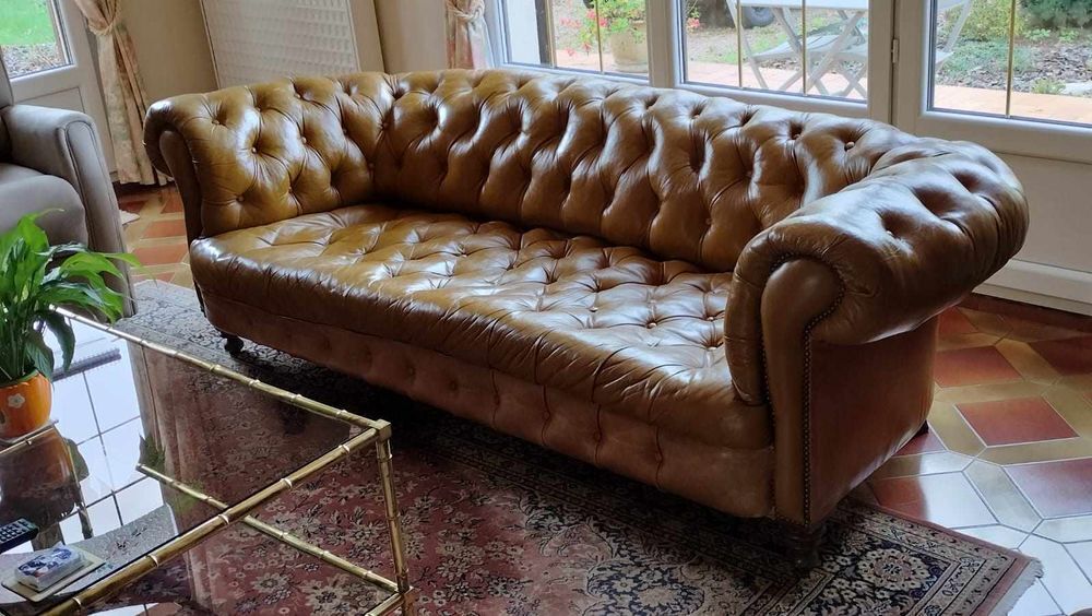 Canap&eacute; Chesterfields 3 Fauteuils repose pieds Meubles