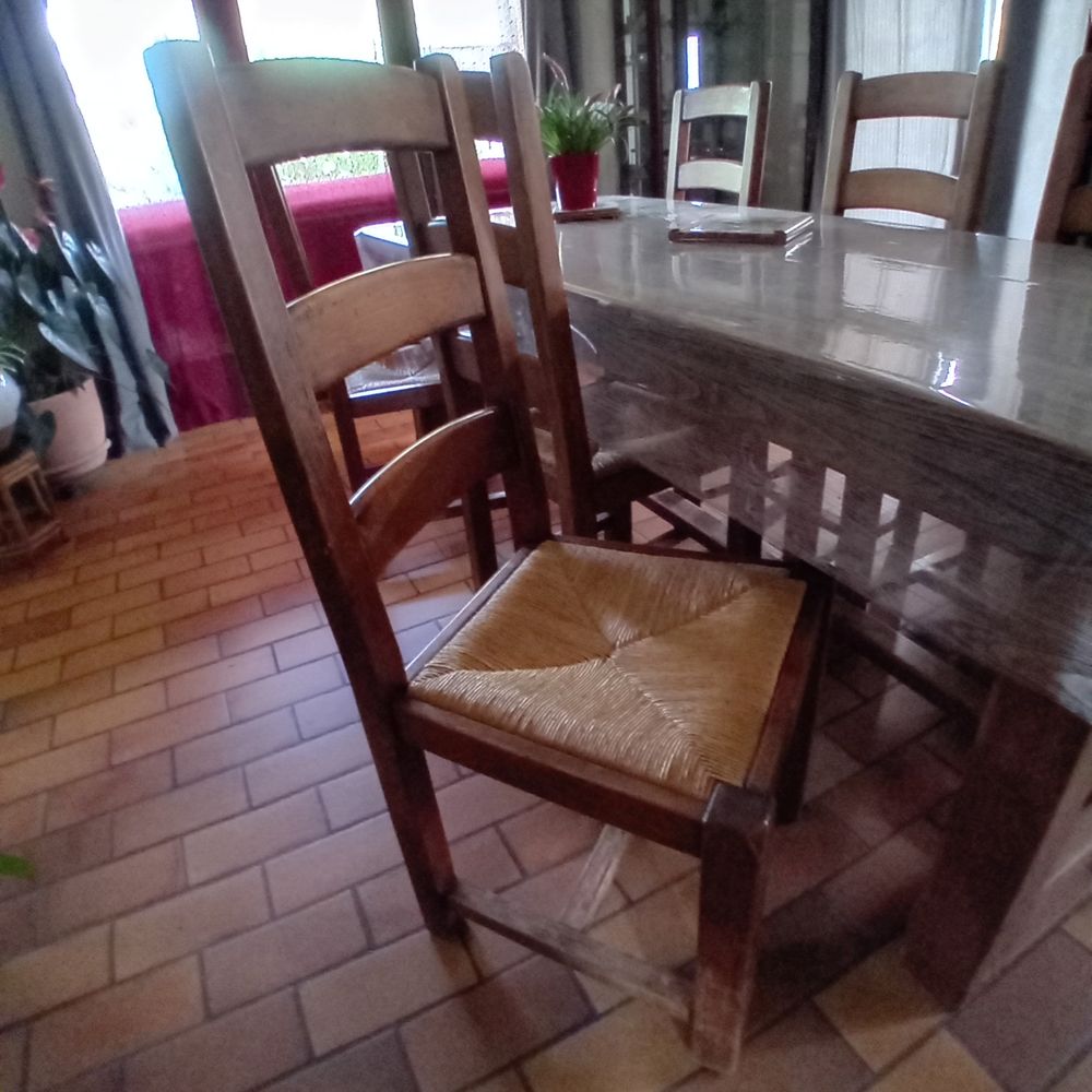 Salle &agrave; manger Meubles
