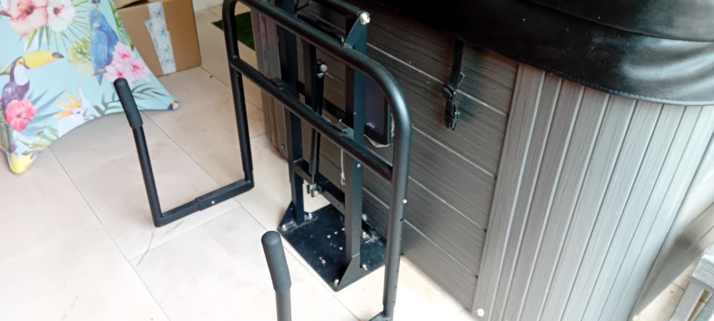 jacuzzi neuf 2 positions allong&eacute;es Sports
