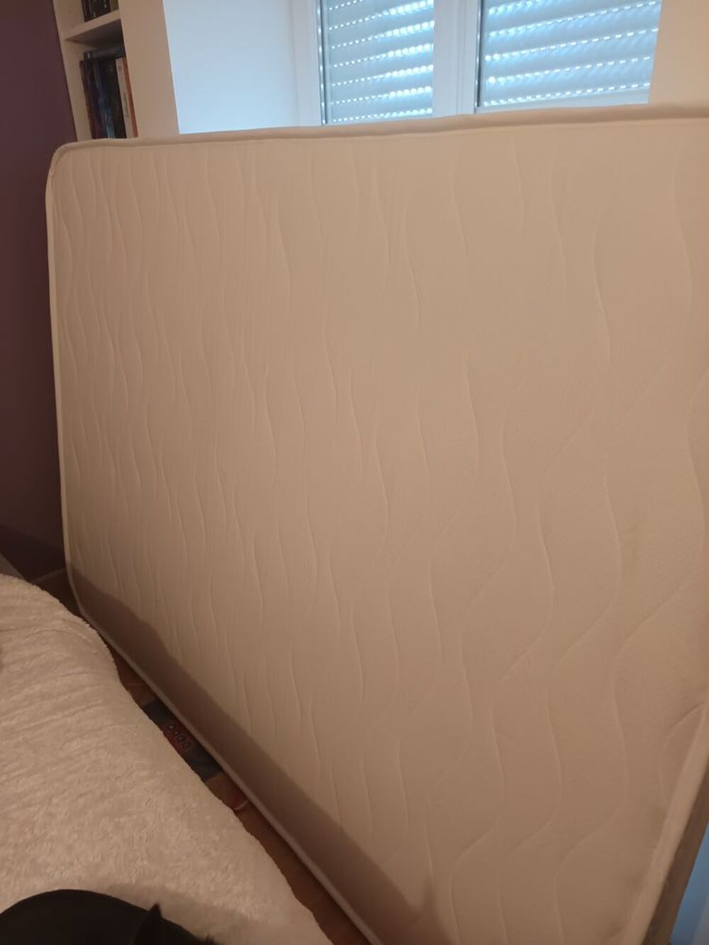 Sommier neuf + matelas 140x190 Meubles