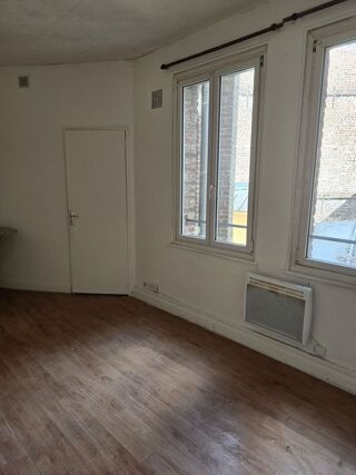  Appartement à louer 1 pièce 22 m²