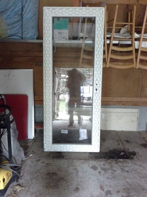 Porte vitr�e neuve double vitrage. 100 Saint-Cr�pin-d'Auberoche (24)