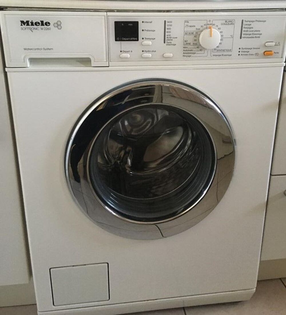 LAVE LINGE MIELE R&eacute;f. W 2260 Electroménager