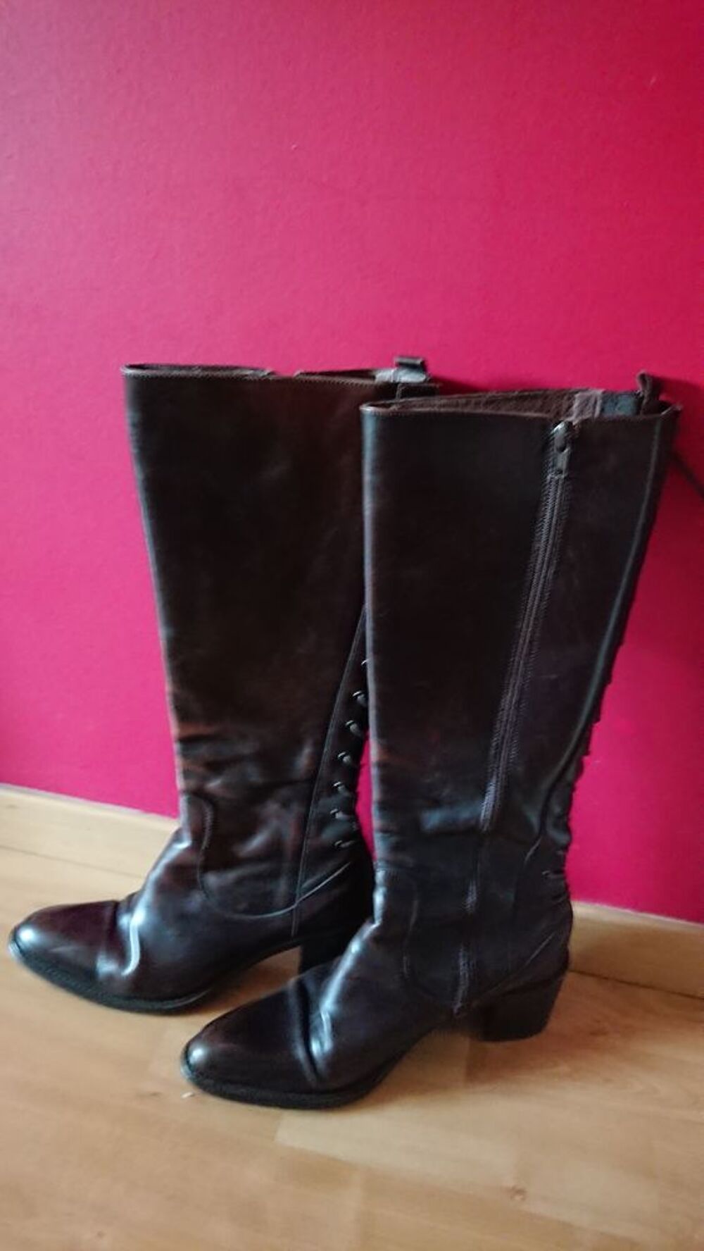 Paire de bottes Chaussures