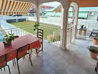  Villa � vendre 9 pi�ces 148 m�