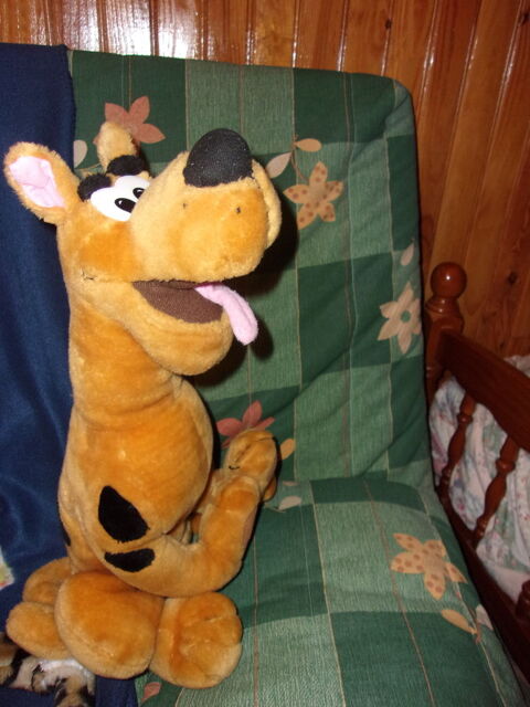 peluche Scoubidou neuve 12 Villars-les-Dombes (01)