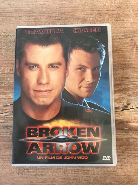 DVD    Broken arrow     2 Saleilles (66)