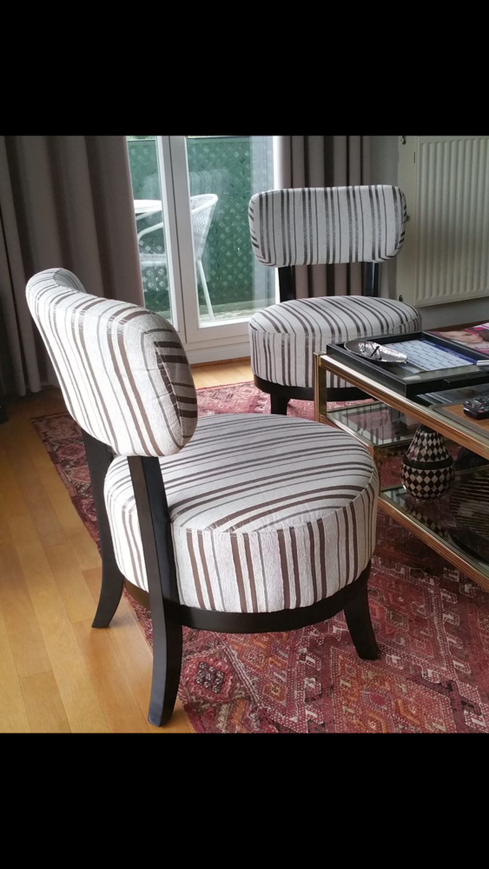 Propose 2 fauteuils tr&egrave;s bon &eacute;tat Meubles