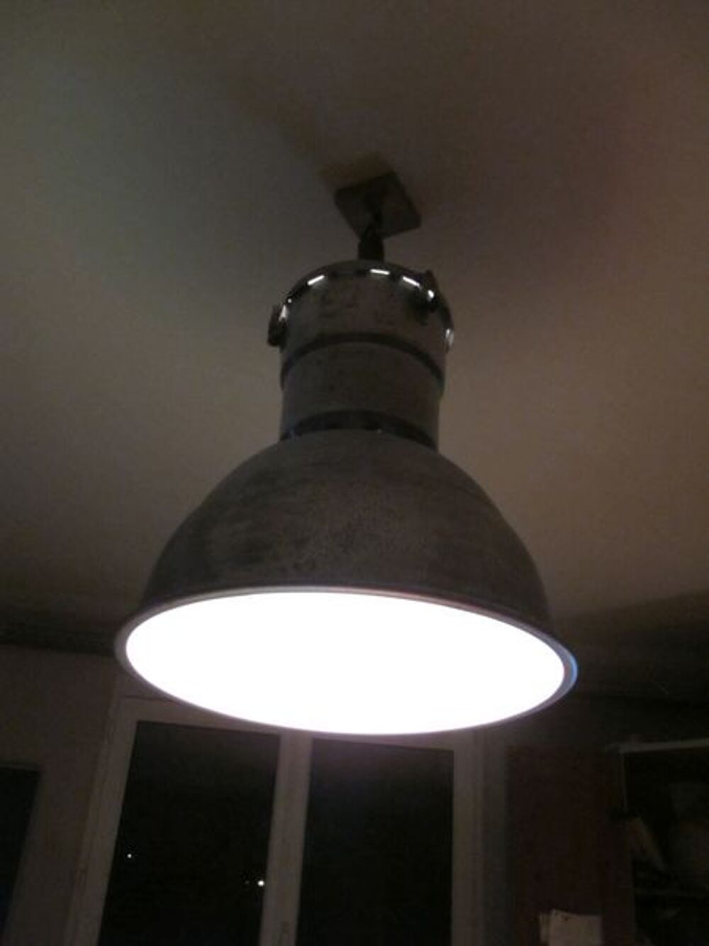 Lampe industrielle suspendue Décoration