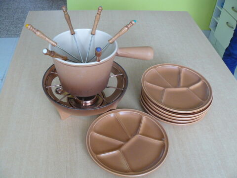 Service à fondue Le Creuset
35 Saujon (17)
