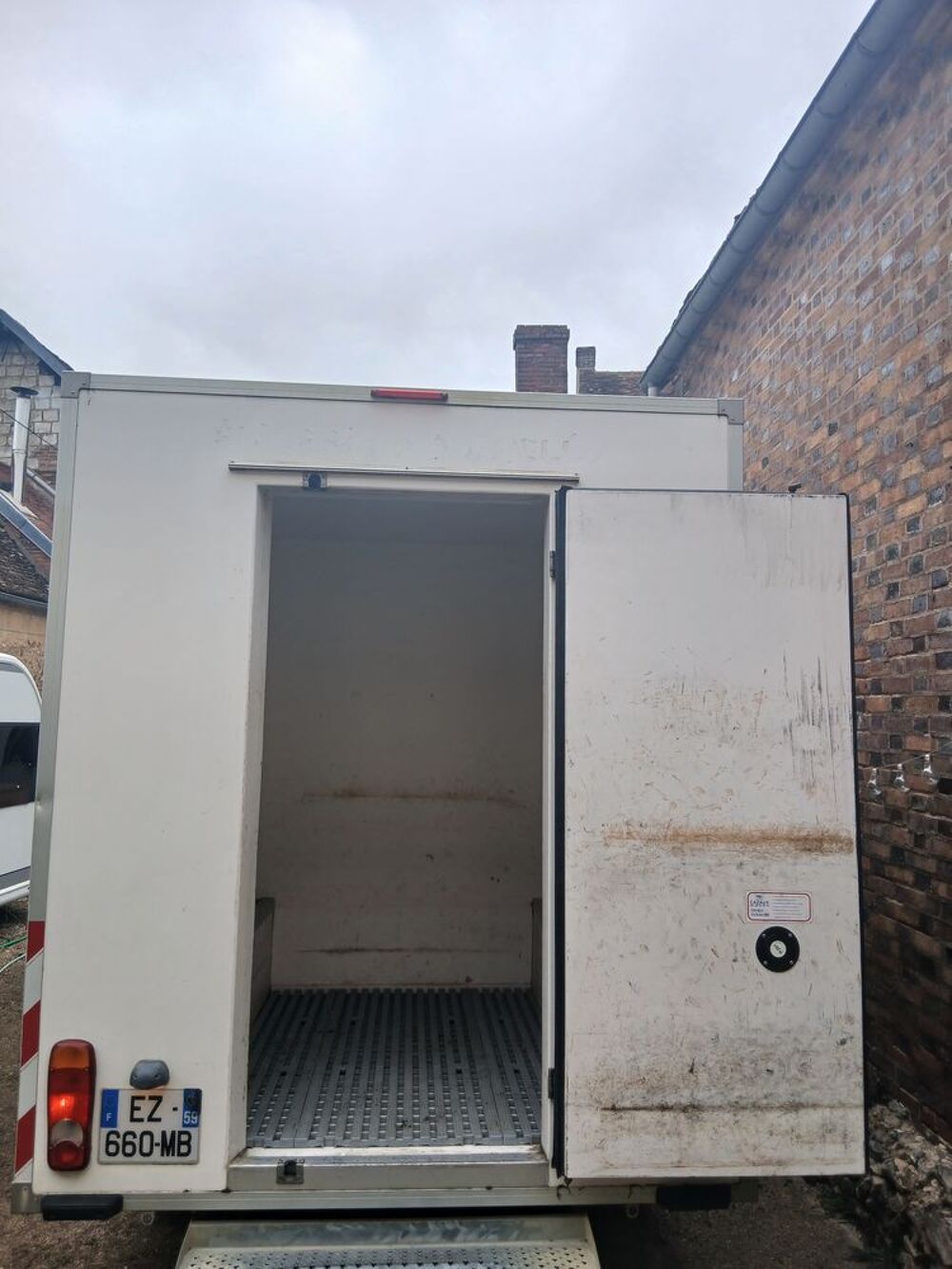 Master MASTER CA L1H1 3.3t 2.3 dCi 130 E6 CONFORT 2018 occasion 89320 Cerisiers