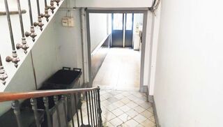  Immeuble � vendre 233 m�