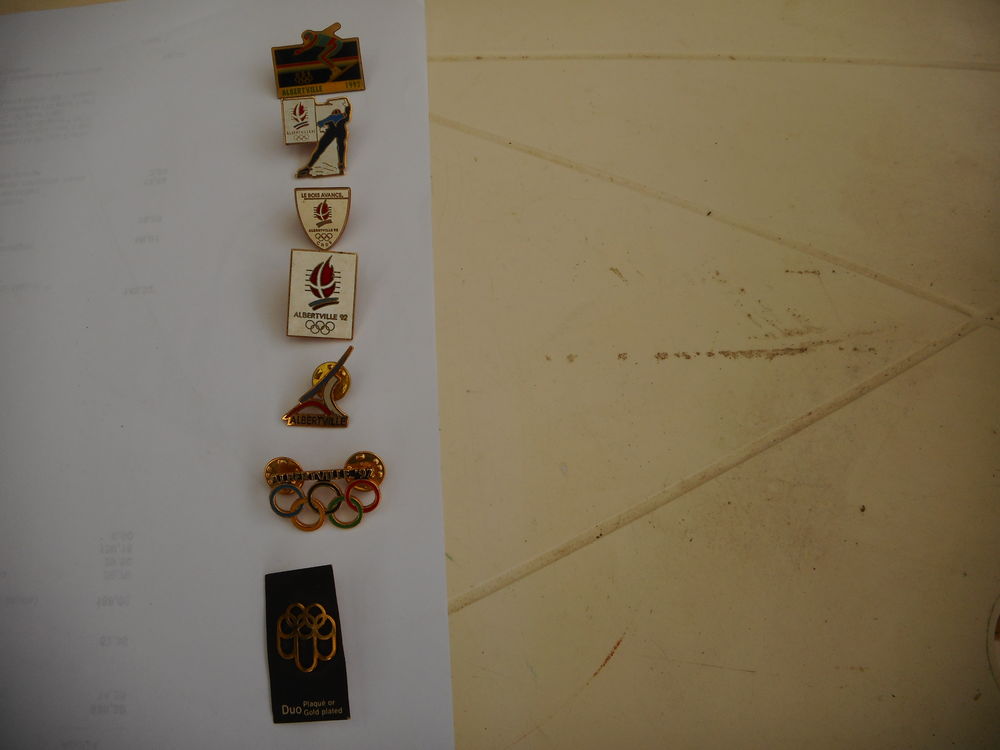 LOT 7 PIN'S J.O. ALBERTVILLE 92 