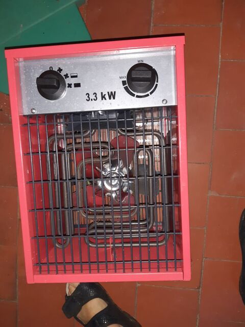 chaufferette électrique de 3000 Watts neufs jamais servi 30 Cantaing-sur-Escaut (59)