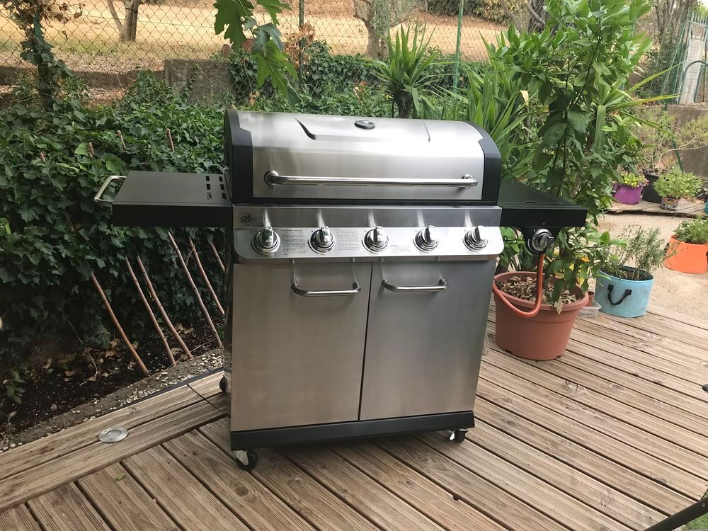Barbecue marque roster Jardin