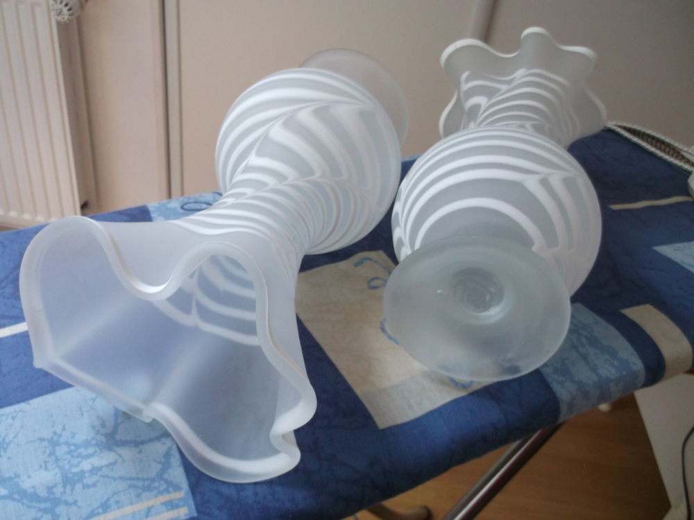vases blancs Décoration