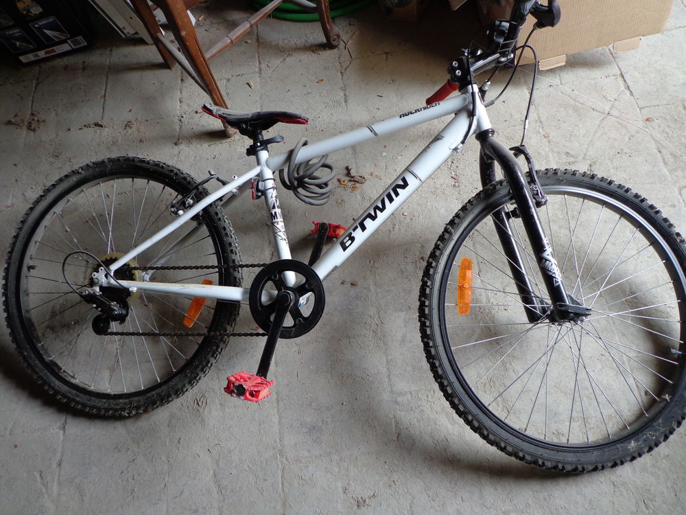 V&eacute;lo B-rwin 6 vitesses Vélos