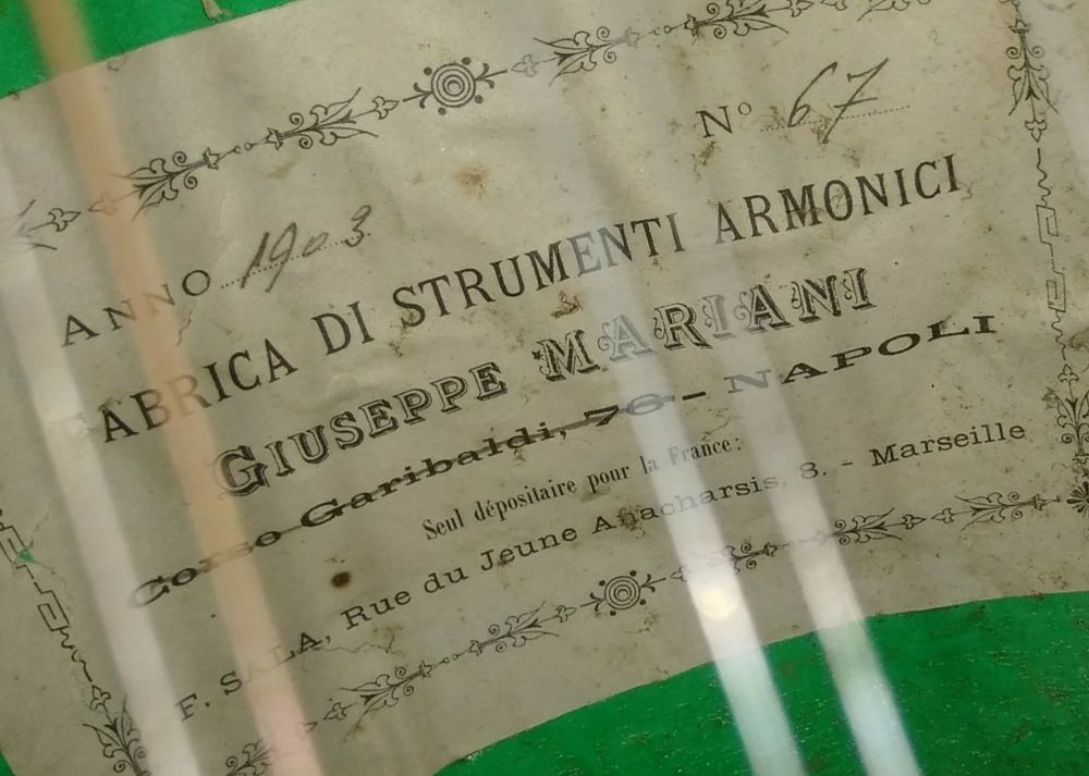 MANDOLINE NAPOLITAINE Instruments de musique