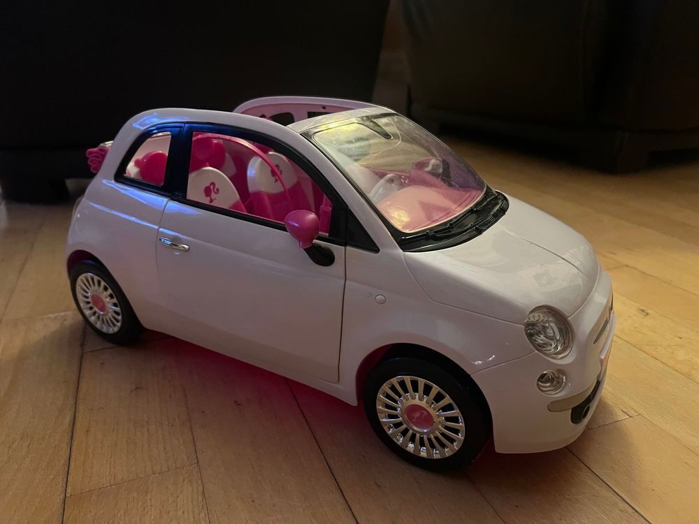 Voiture Fiat blanche BARBIE Jeux / jouets