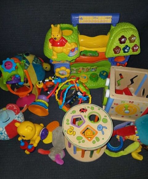 lot jouets dont plusieurs musicale 10 Maizières (14)