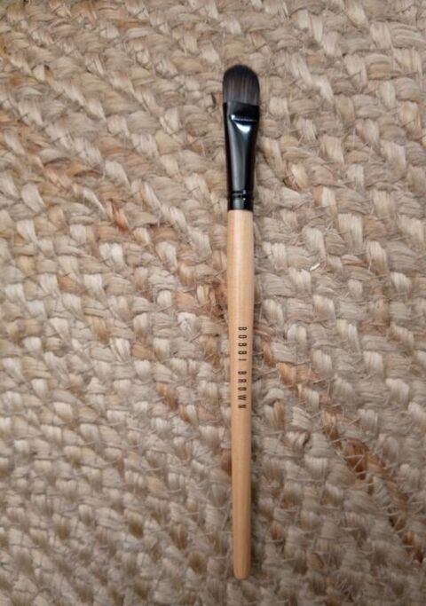 Pinceau pour yeux / fard à paupière Bobbi Brown neuf 18 Beauchamp (95)