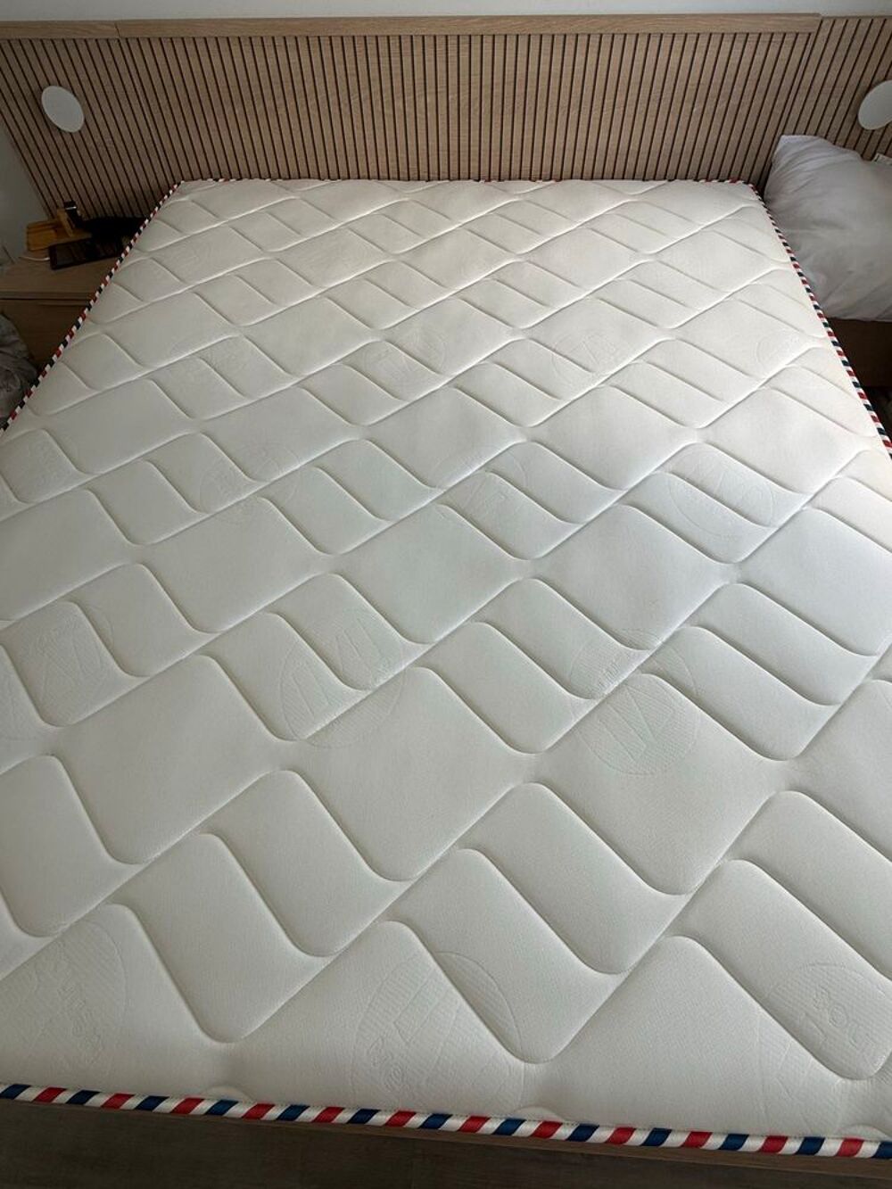 Lit 2 places 160x200 cm Sunset coloris Imitation ch&ecirc;ne + matelas Meubles