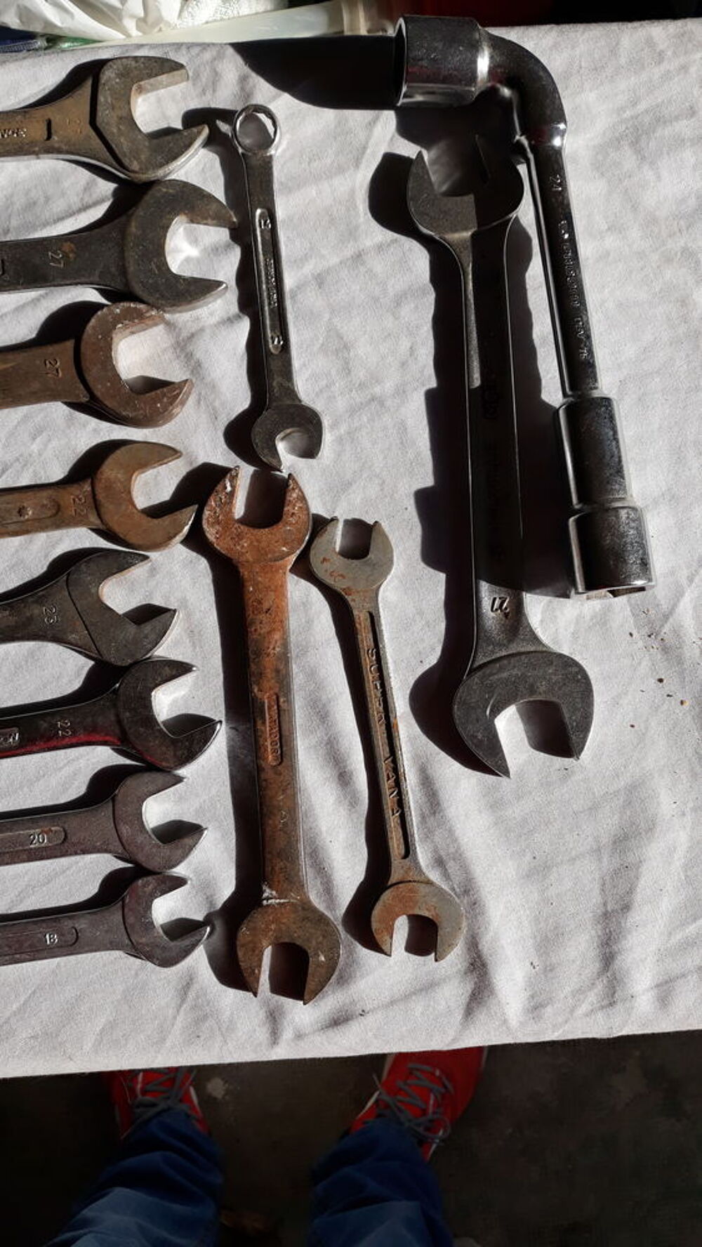 lot de cles facom et autres Bricolage