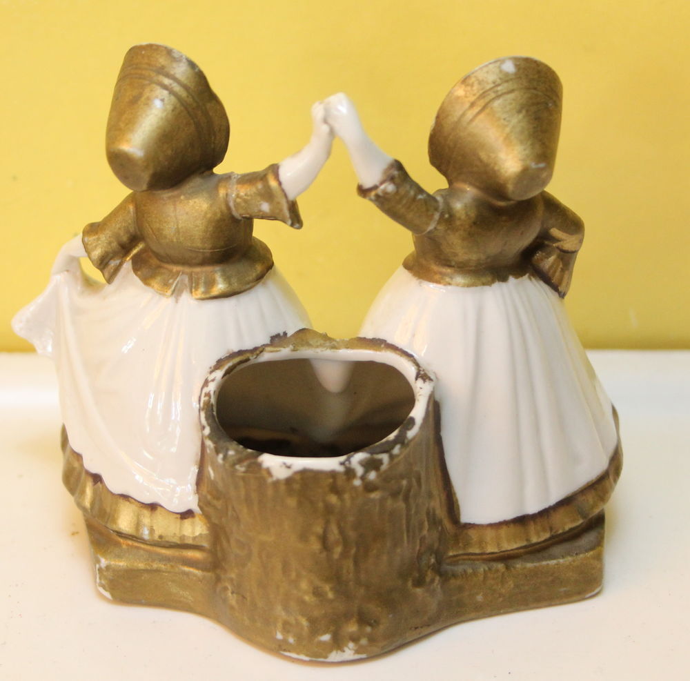 Danseuses porcelaine biscuit jardini&egrave;re 
