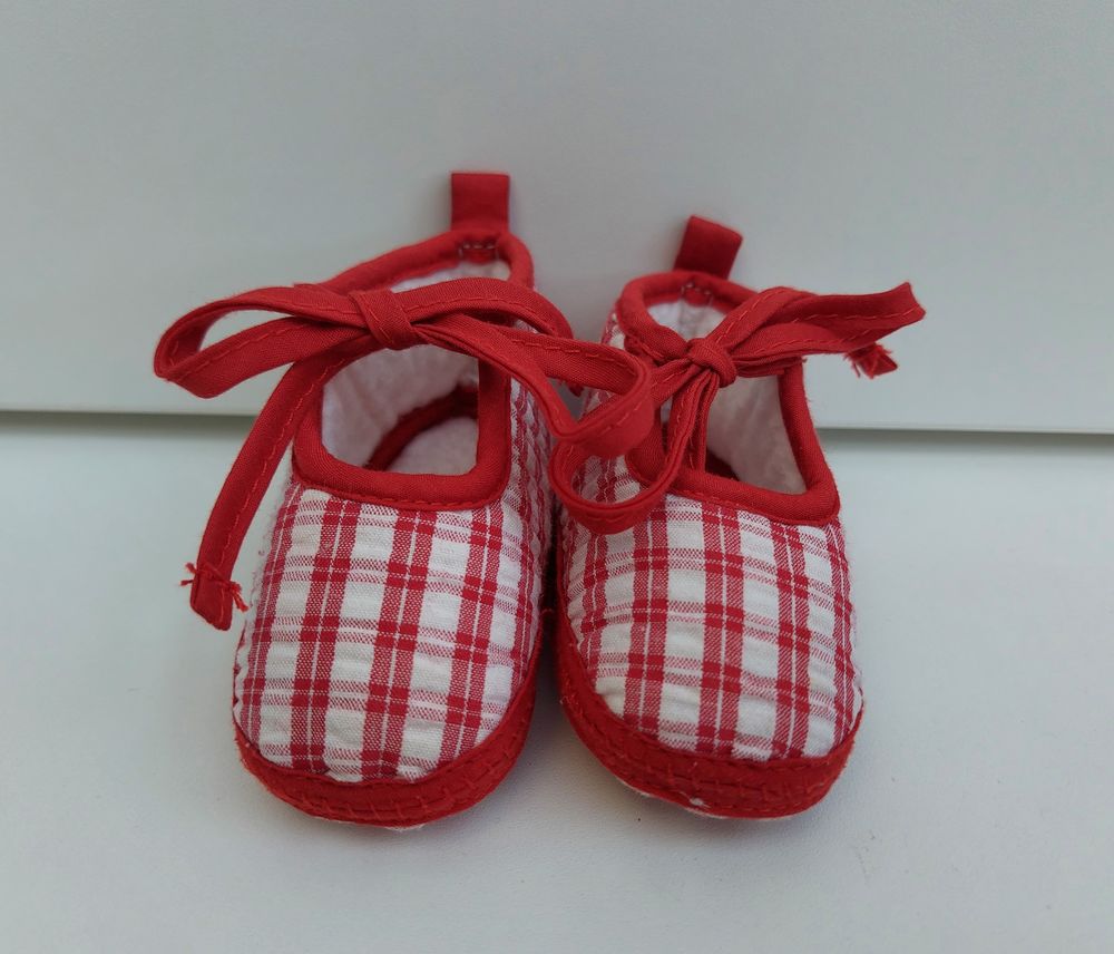 Ballerines en tissu rouge et blanc Chaussures enfants