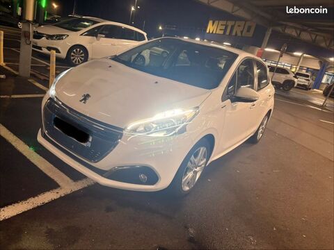 Peugeot 208 PureTech 82ch S&S BVM5 Signature 2018 occasion Lauwin-Planque 59553