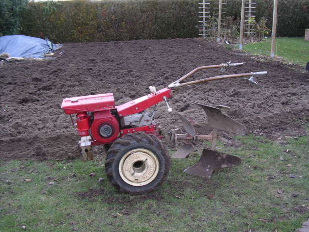   Labourage jardinage  
