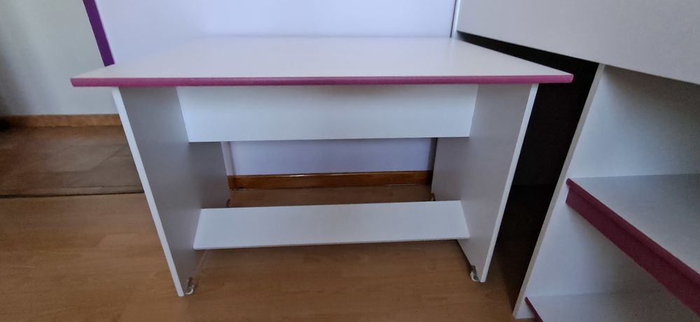 Combin&eacute; lit/bureau avec matelas Meubles