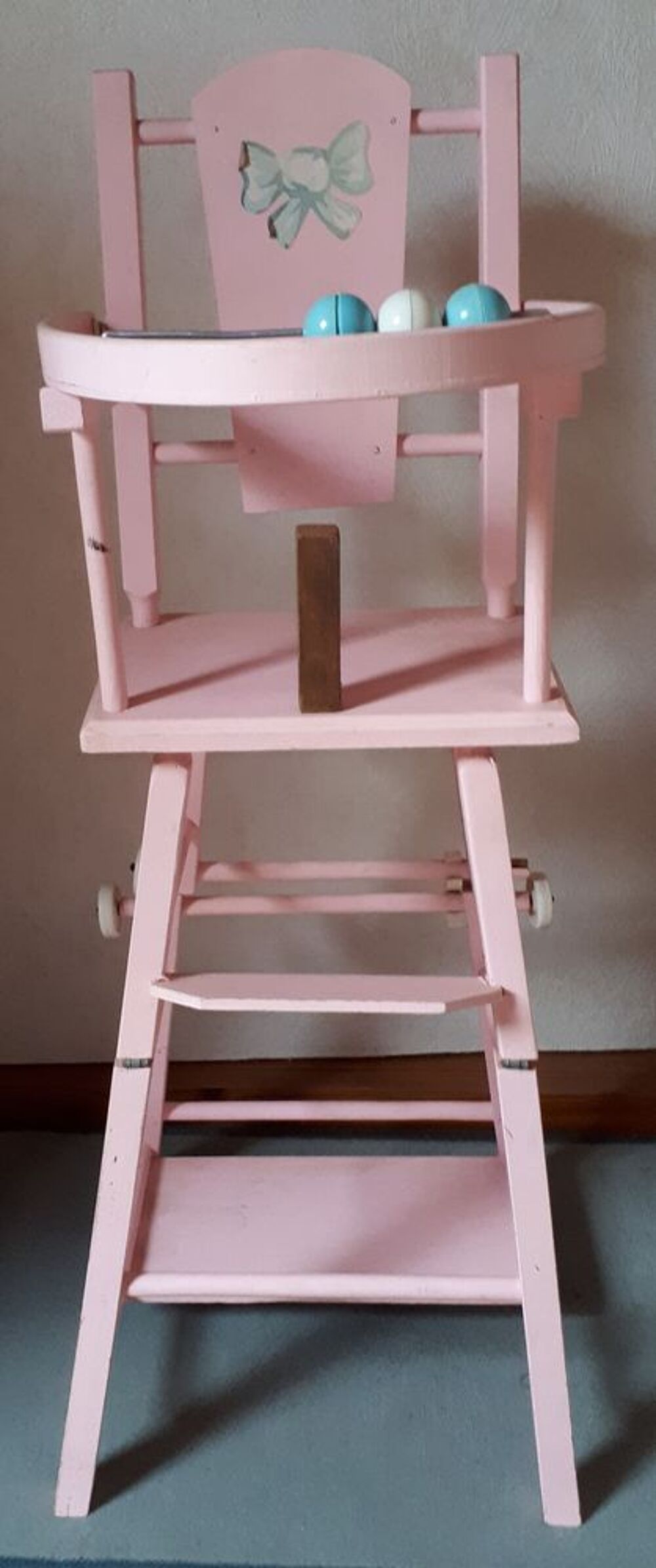 Chaise haute de poup&eacute;e Jeux / jouets