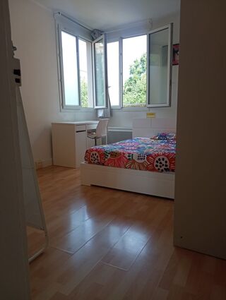  Chambre � louer 4 pi�ces 15 m� Paris