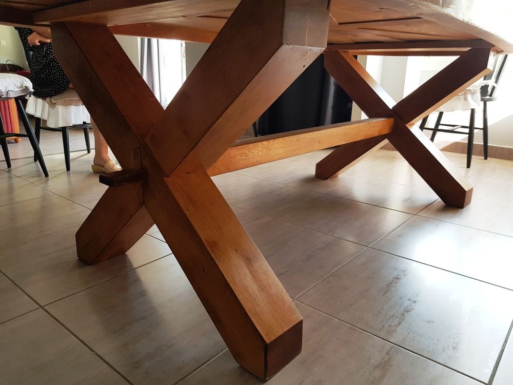 BELLE TABLE DE FERME Meubles