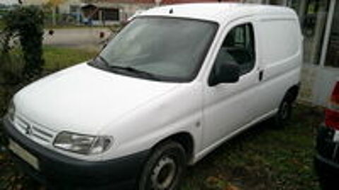 Berlingo BERLINGO FGN 1.1i 2001 occasion 10000 Troyes