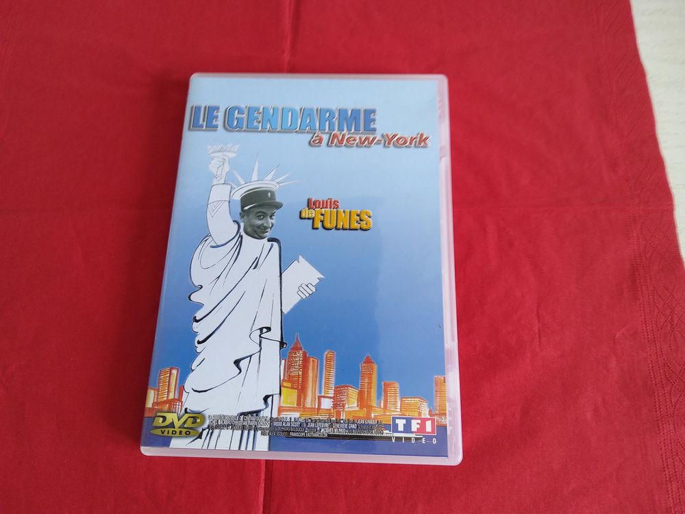 DVD &quot;LE GENARME A NEW-YORK&quot; DVD et blu-ray