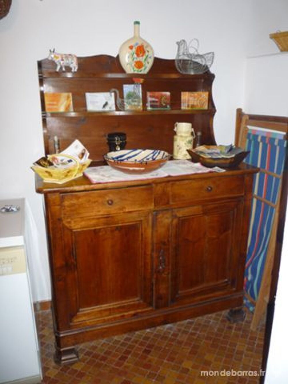 Buffet vaisselier ancien en noyer Meubles